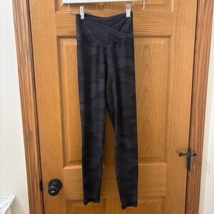 Offline by Aerie Real Me High Waisted Crossover Leggings in Camo Print